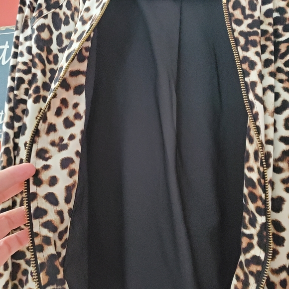 Jacket - Picture 2 of 3